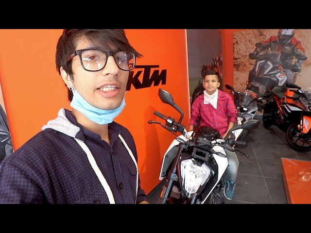 Sourav Joshi Taking Delivery of his New KTM Bike